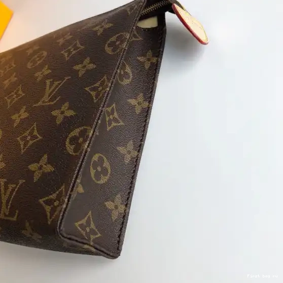 Frstbag ru POUCH Vuitton Louis TOILETRY 26 0515